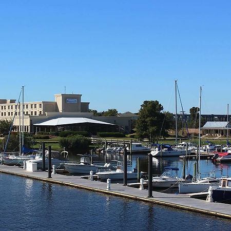 Bridgepointe Hotel & Marina New Bern Eksteriør billede