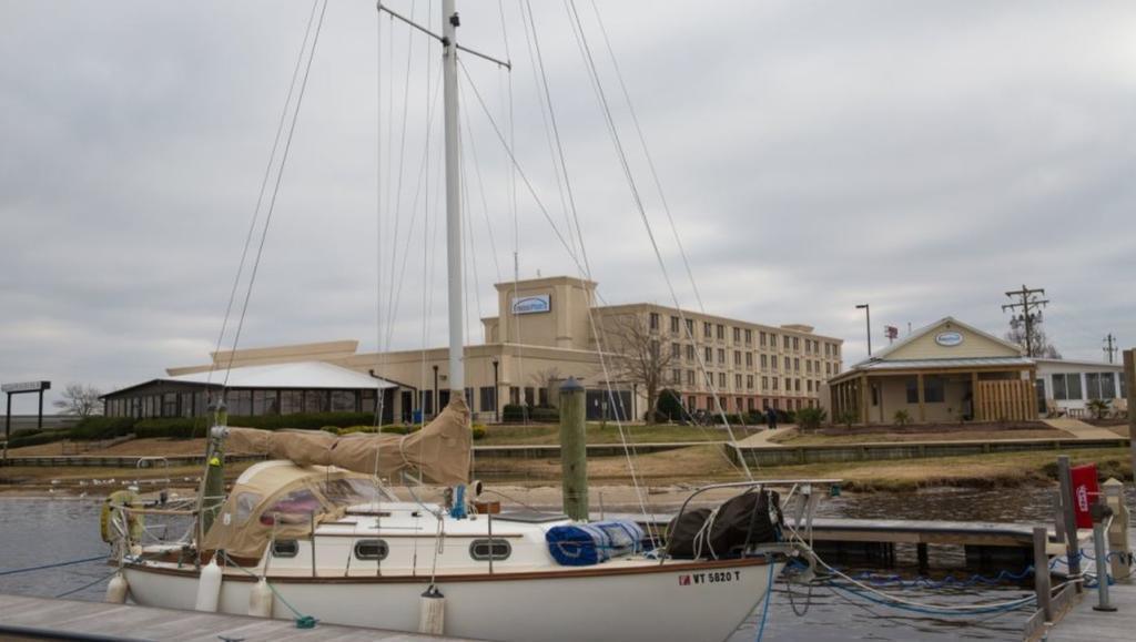 Bridgepointe Hotel & Marina New Bern Eksteriør billede